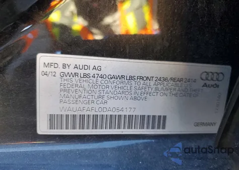 2013 Audi A4 Premium z USA, uszkodzony, nr VIN WAUAFAFL0DA054177